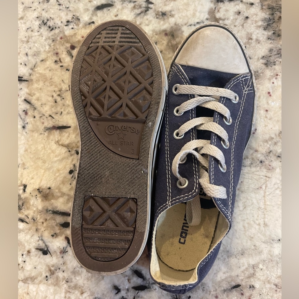 Big kid size 3 converse shoe.